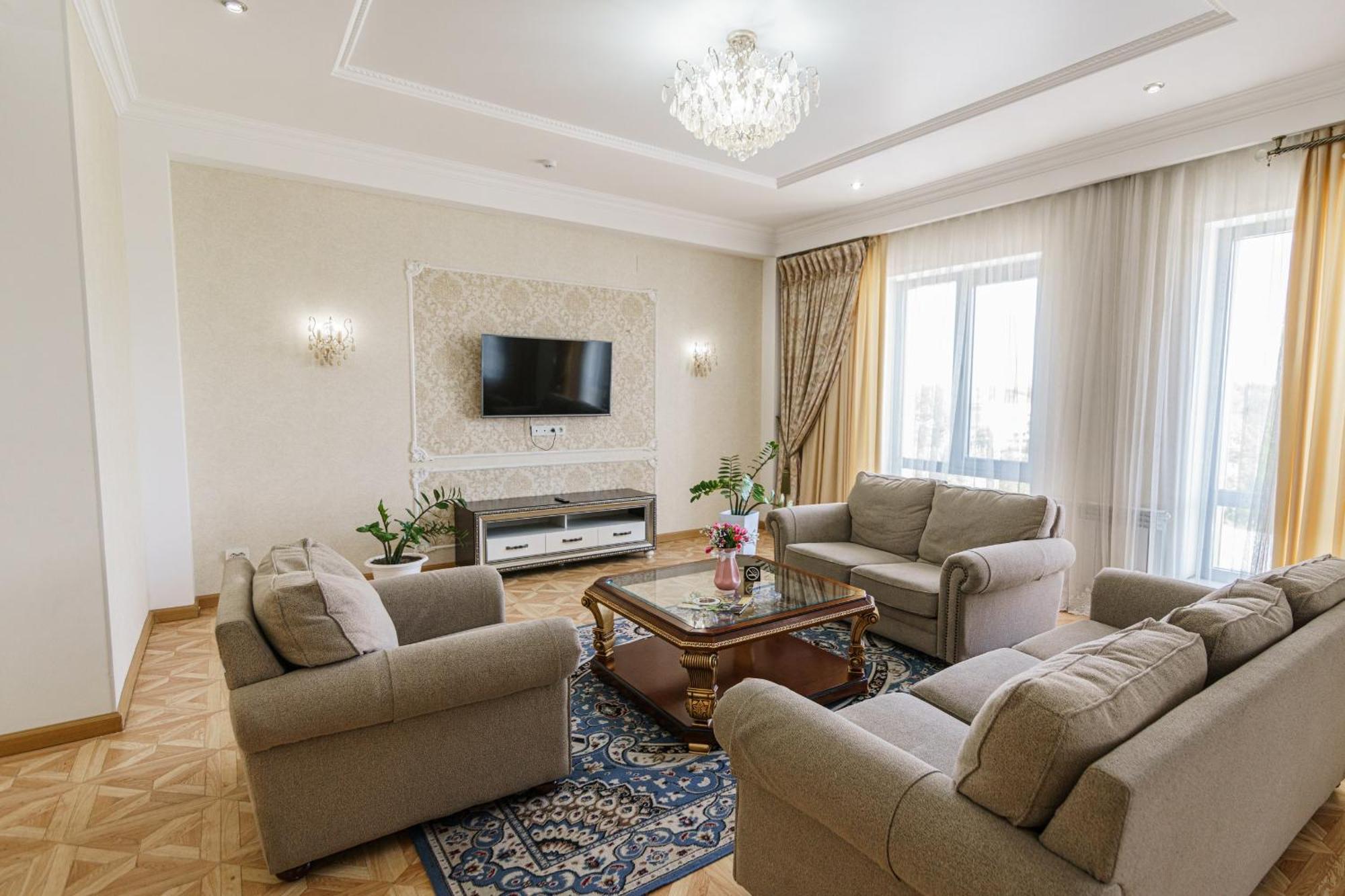 Park Hotel Al Bustan Шимкент Екстер'єр фото