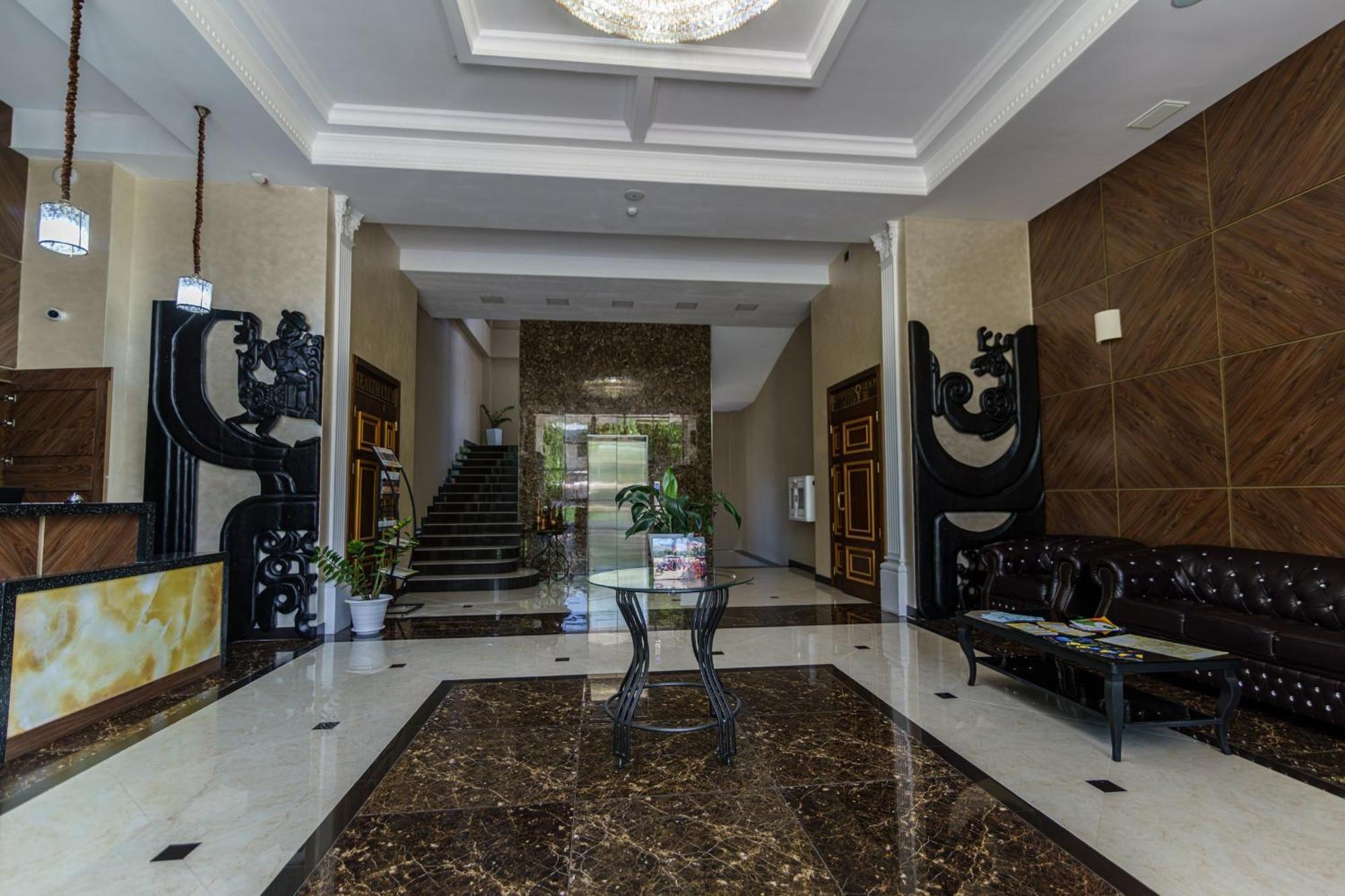 Park Hotel Al Bustan Шимкент Екстер'єр фото